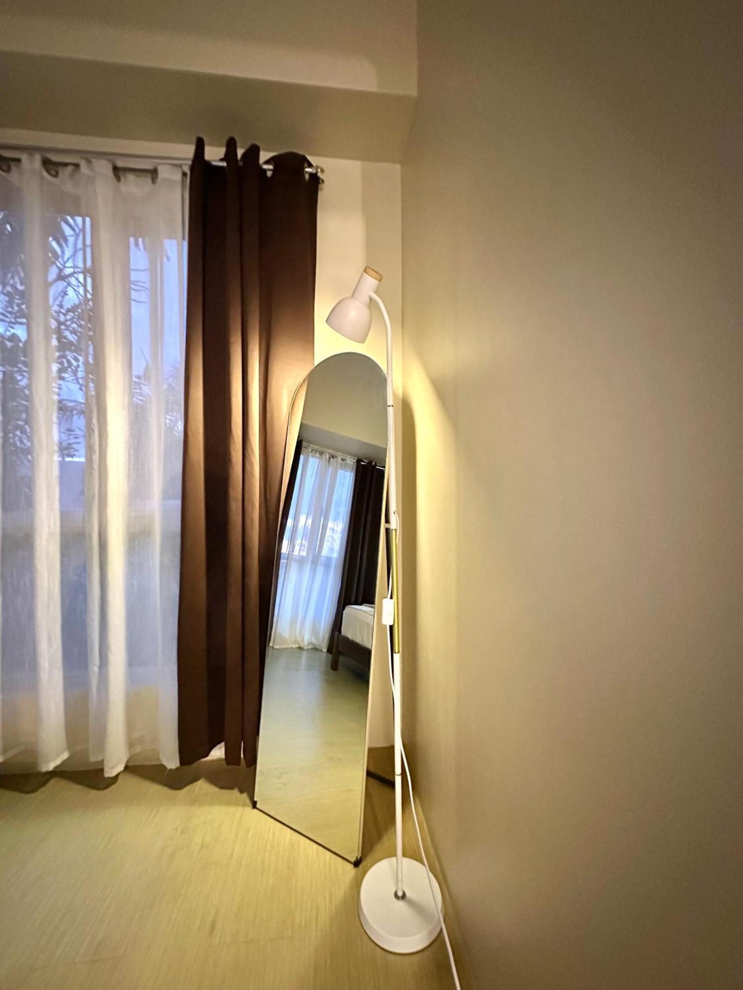 2-Bedroom Condo Unit With Balcony At Centrio Tower Beside Ayala Centrio Mall Downtown Cdo Cagayan de Oro Esterno foto